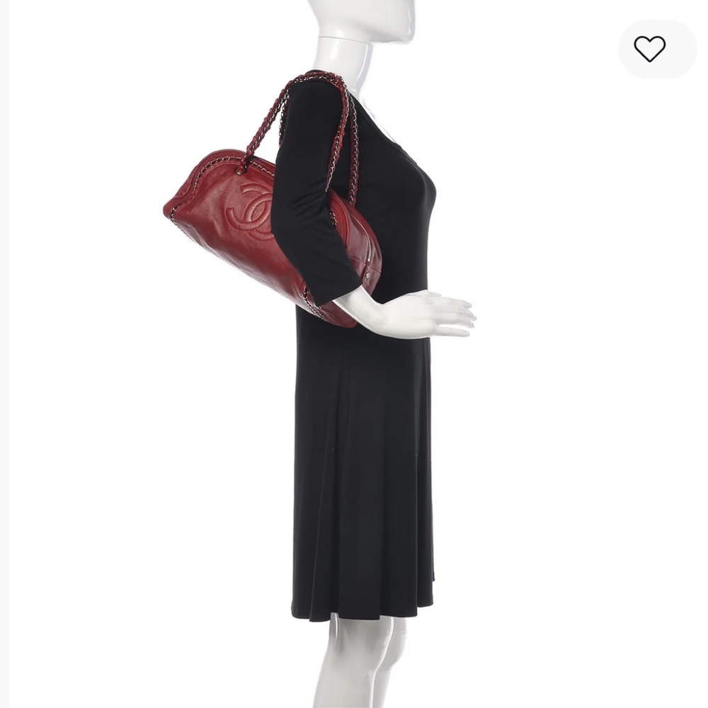 CHANEL Red Smooth Calfskin Bowler Shoulder Bag - Picture 3 of 12